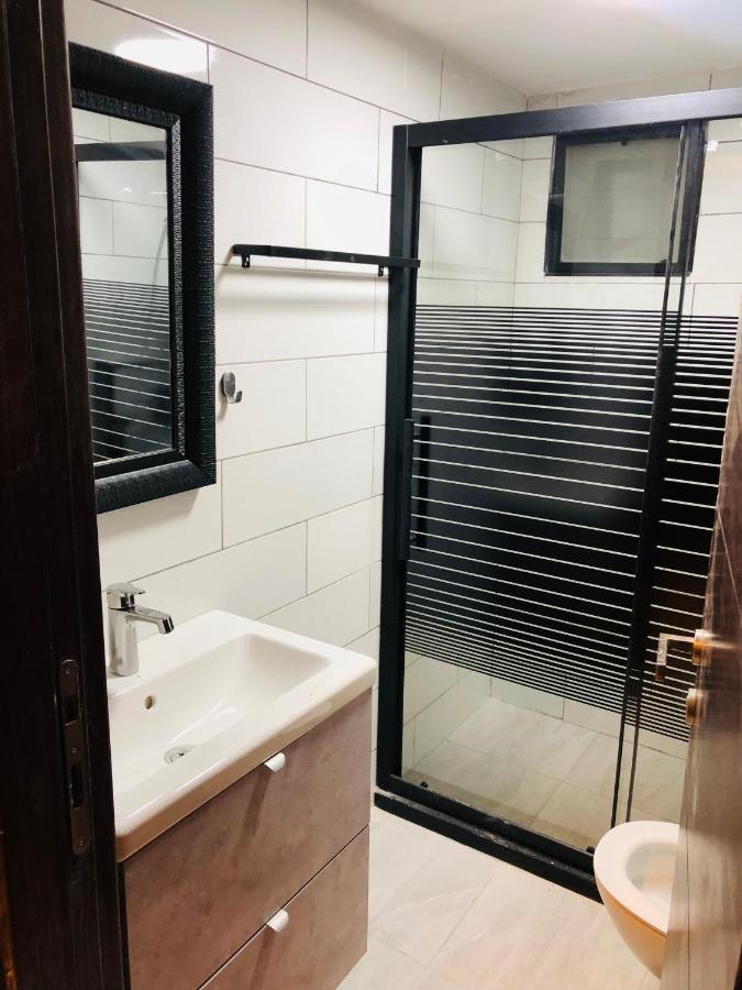 Luxury Apartment In Awesome Location In Амман Екстер'єр фото